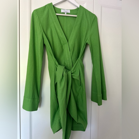 L'Academie The Janeiro Mini Dress in Lime - Picture 5 of 5